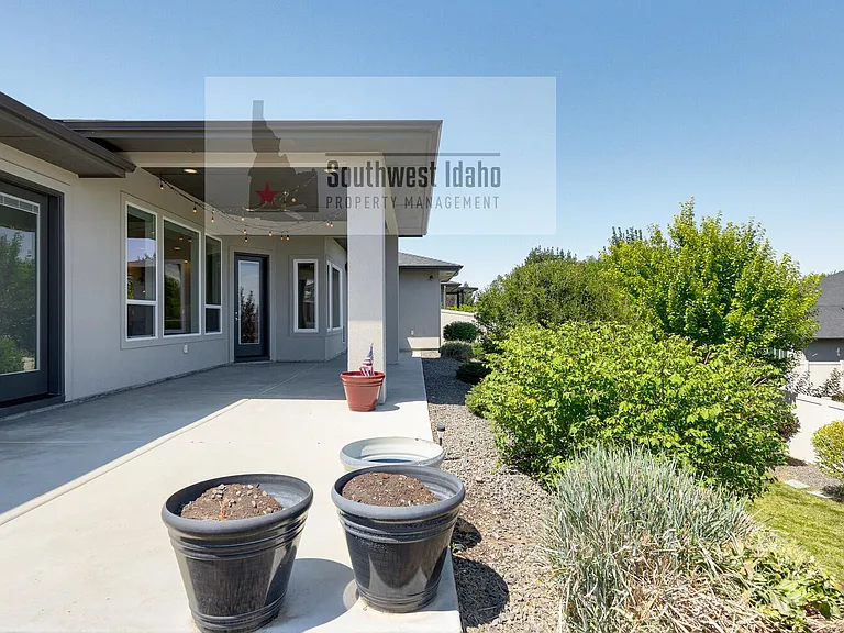 476 W Buroak Dr — Photo 51