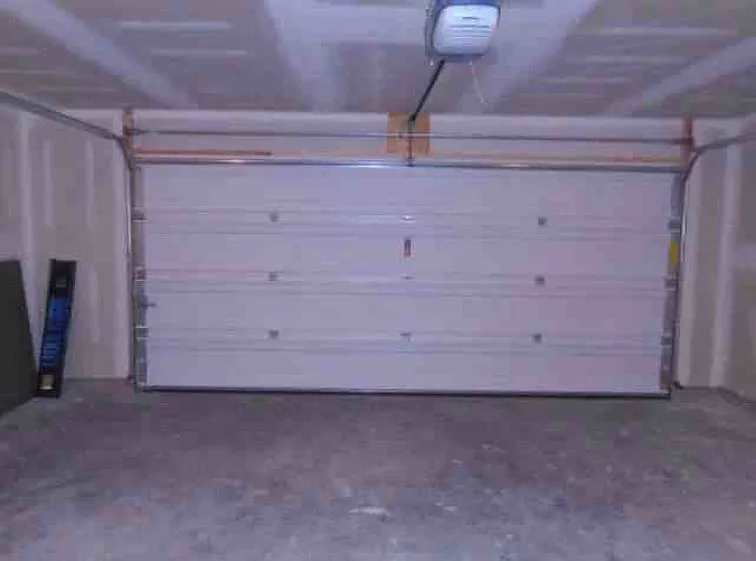 1123 James St — Photo 3