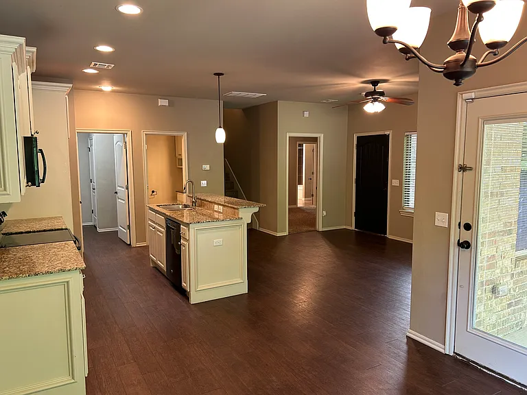 12011 Jadesdale Cir — Photo 7