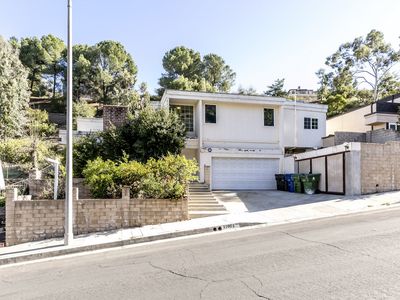 17064 Escalon Dr, Encino, CA, 91436