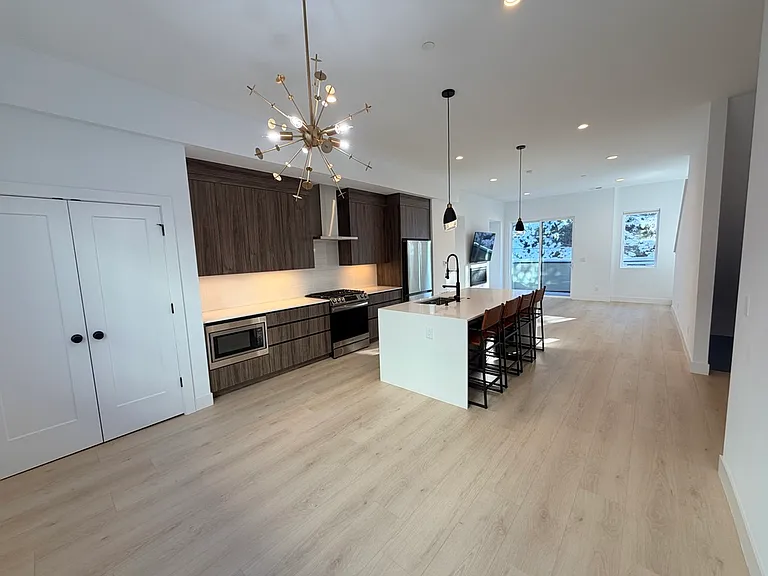 2172 Applewood Dr — Photo 36