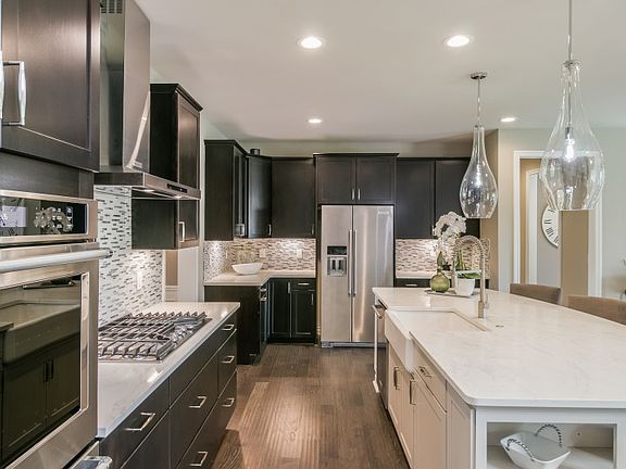 Kitchen with Elegant Finishes