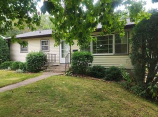515 N Hickory St, Platteville, WI 53818