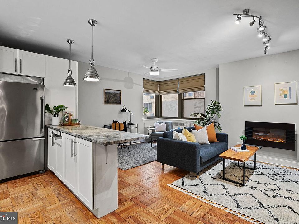 1st image of 2601 Pennsylvania Ave APT 205