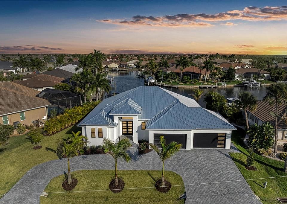 1st image of 1631 CASEY KEY DRIVE