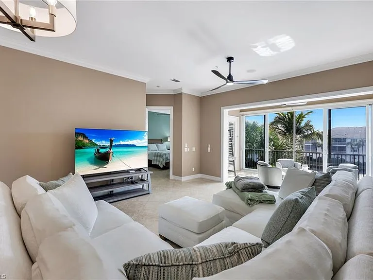 795 Bentwater Cir #204 — Photo 6