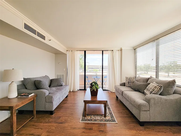 3525 Sage Rd #303 — Photo 18