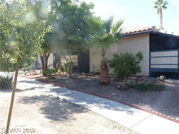 227 N Lamb Blvd, Las Vegas, NV 89110