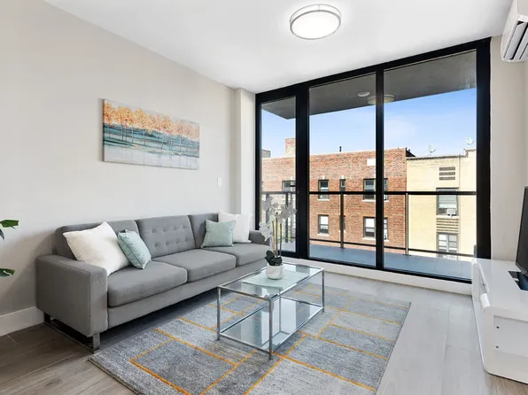 232 East 18th Street image 1 of 7