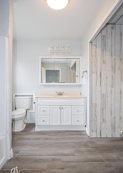 1st image of 640 Avenue B