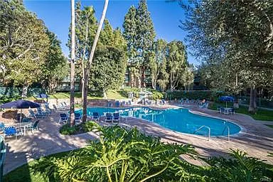 Building Photo - 576 N Bellflower Blvd #135