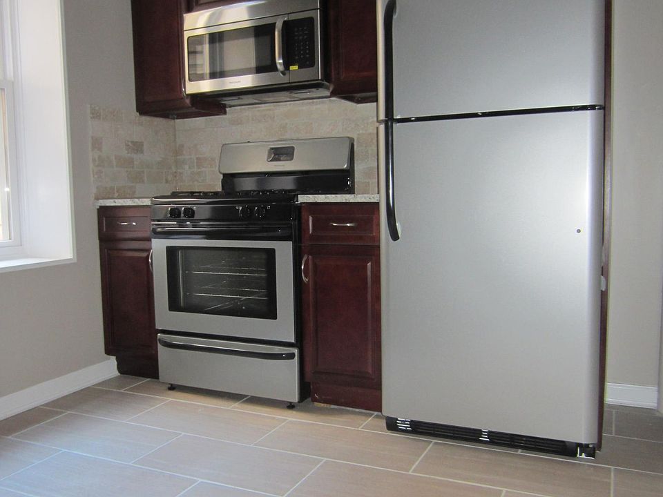 2nd image of 430 Central Ave