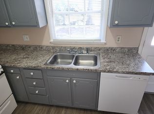 6526 White Horse Rd APT 2B, Greenville, SC 29611