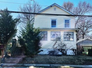 136 Church St, Keyport, NJ 07735