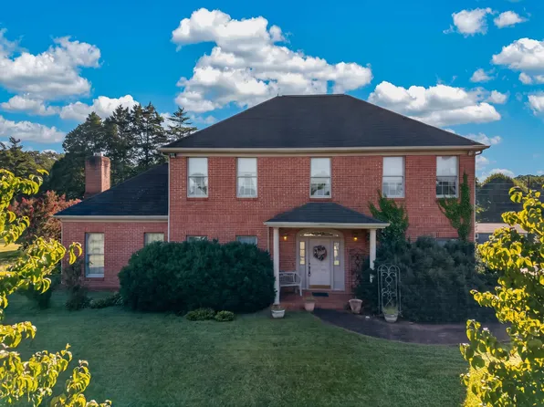 200 Brooks Landing Cir, Rogersville, TN 37857
