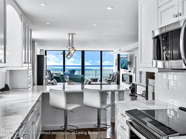 3590 S Ocean Blvd APT 301, South Palm Beach, FL 33480