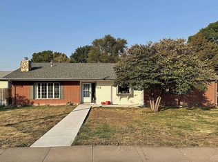 920 Spruce St, North Platte, NE 69101