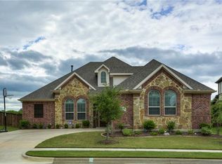 1190 Overland Dr, Burleson, TX 76028