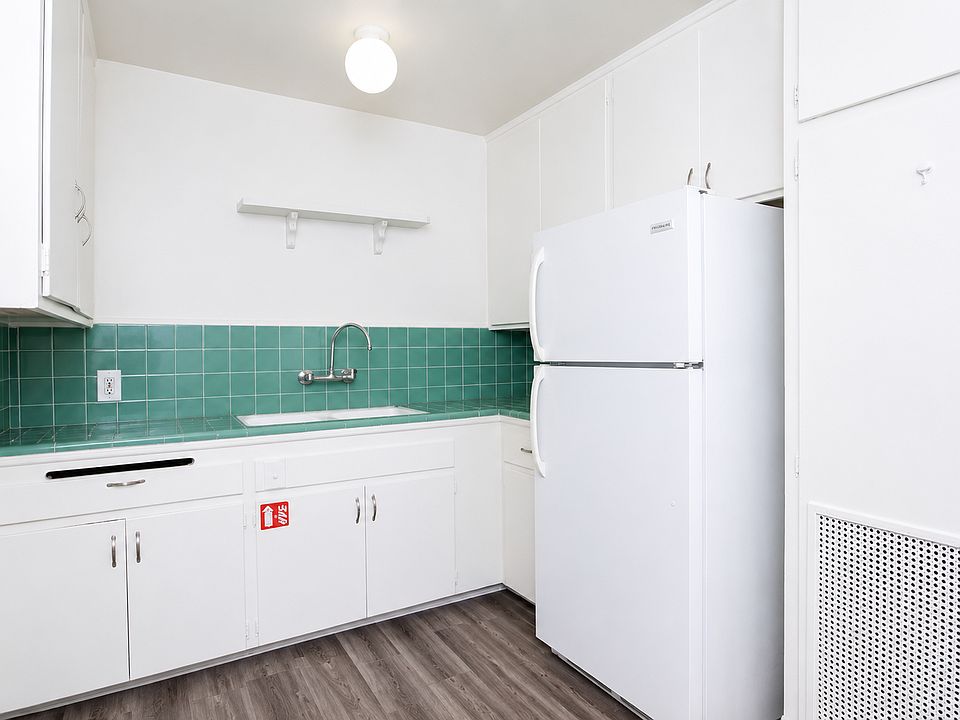 1st image of 7908 La Mesa Blvd