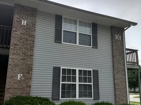 301 W Illinois St APT F, New Baden, IL 62265