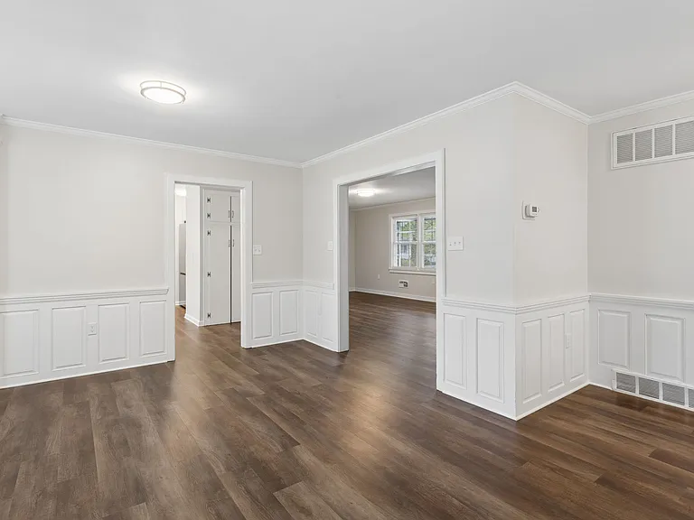 127 Bell Ave — Photo 6