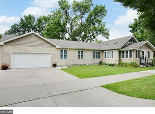 3915 E 52nd St, Minneapolis, MN 55417