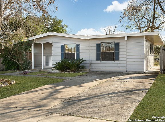 2nd image of 6218 Cedar Valley Dr