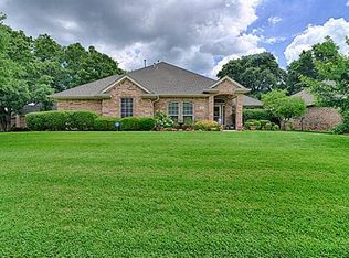 2 Brook Arbor Ct, Mansfield, TX 76063