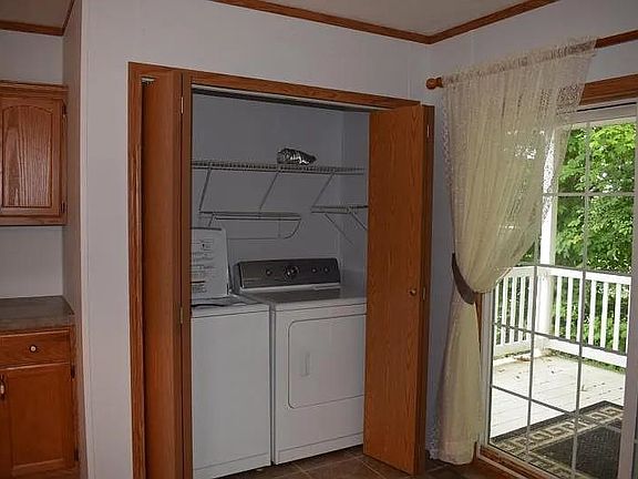 4th image of 1519 W Ridgeview Dr