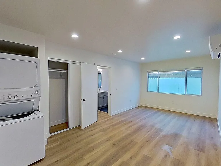 829 N Garfield St — Photo 30