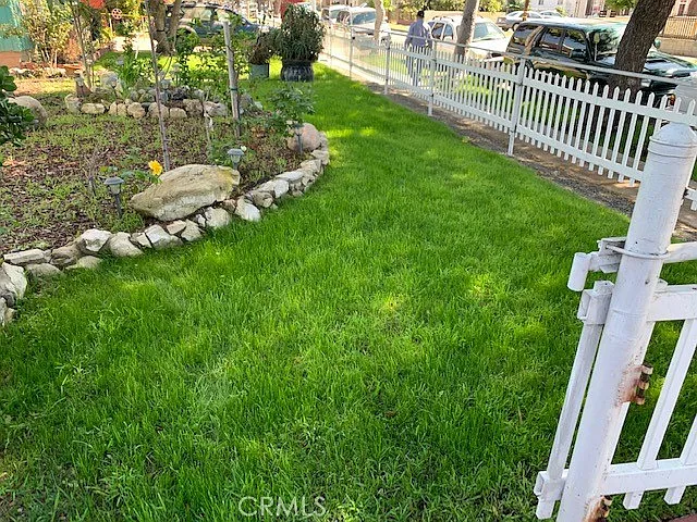 3209 W 110th St #B — Photo 9