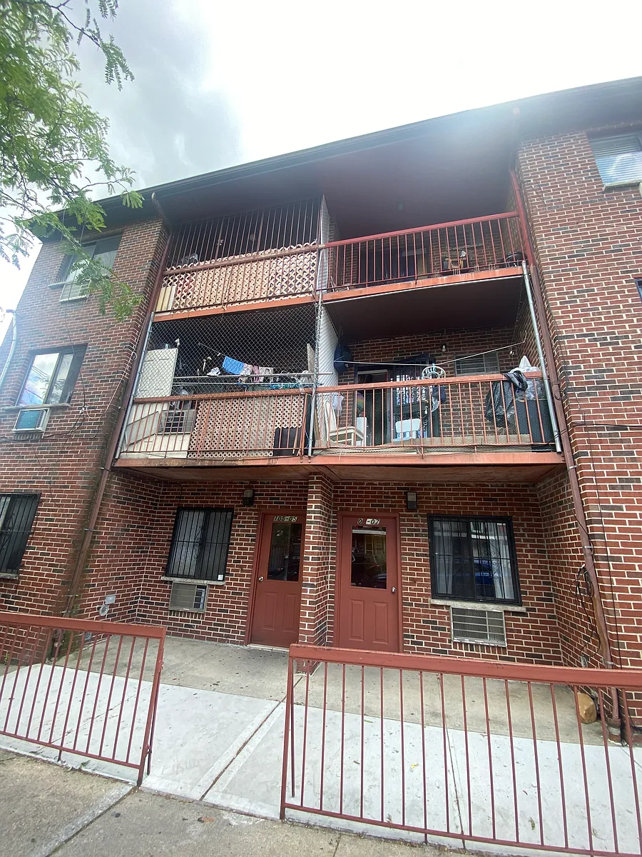 Primary Photo - 105-07 Otis Ave #1