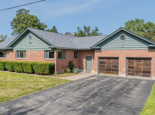 1215 Frantzke Ave, Schenectady, NY 12309