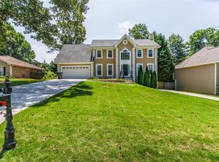 890 Hounds Ridge Ct, Lawrenceville, GA 30043