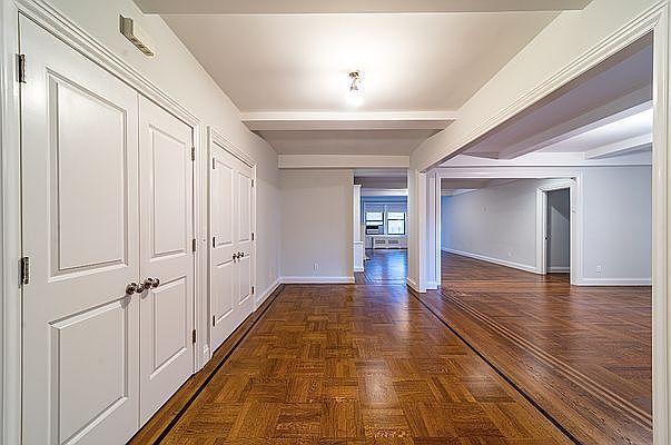 1st image of 441 W End Ave APT 15B