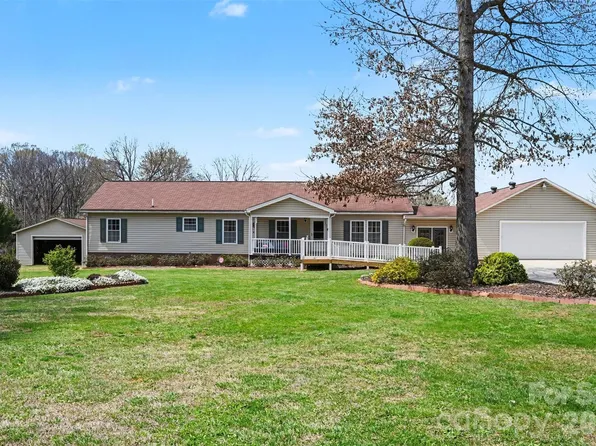 109 Beechwood Dr, Salisbury, NC 28147