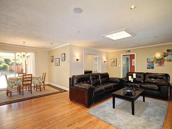 3rd image of 2154 23rd Ave