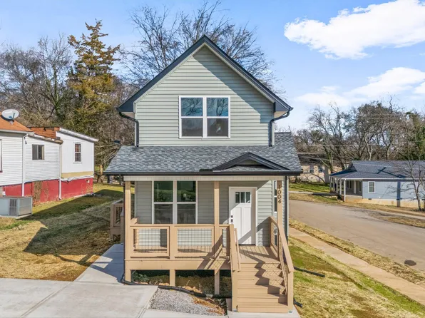 1004 Adams Ave NE, Knoxville, TN 37917