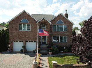 100 Campbell Ave, Clifton, NJ 07013