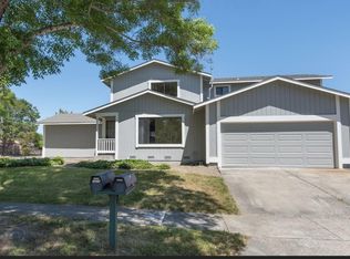 1112 Suffolk Dr, Santa Rosa, CA 95401