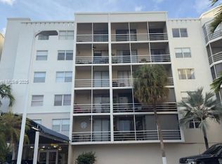 2821 N Miami Beach Blvd #4M, North Miami Beach, FL 33160