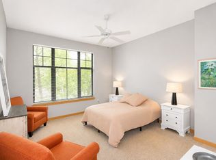 533 W Main St APT 109, Madison, WI 53703