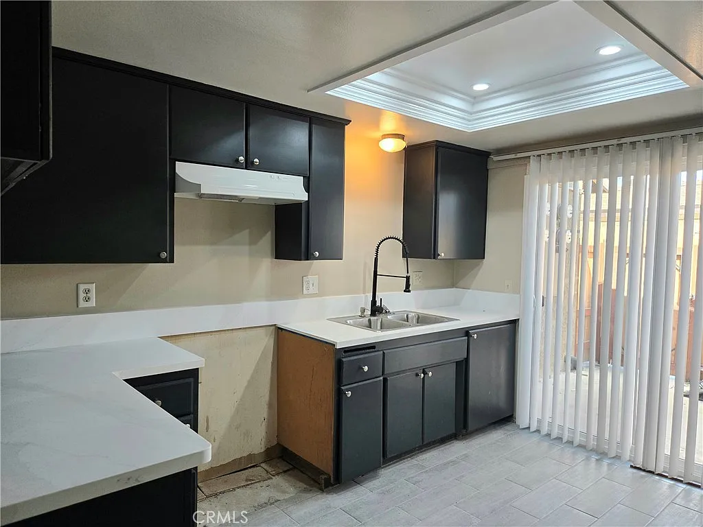 2 bed, 1000 sqft, $1,800 — Photo 4
