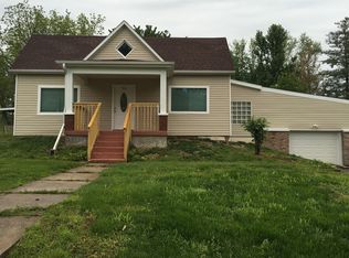 7641 W Henderson Rd, Columbia, MO 65202