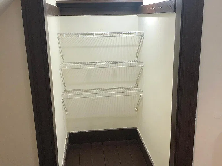 149 Strathmore Rd #10 — Photo 16