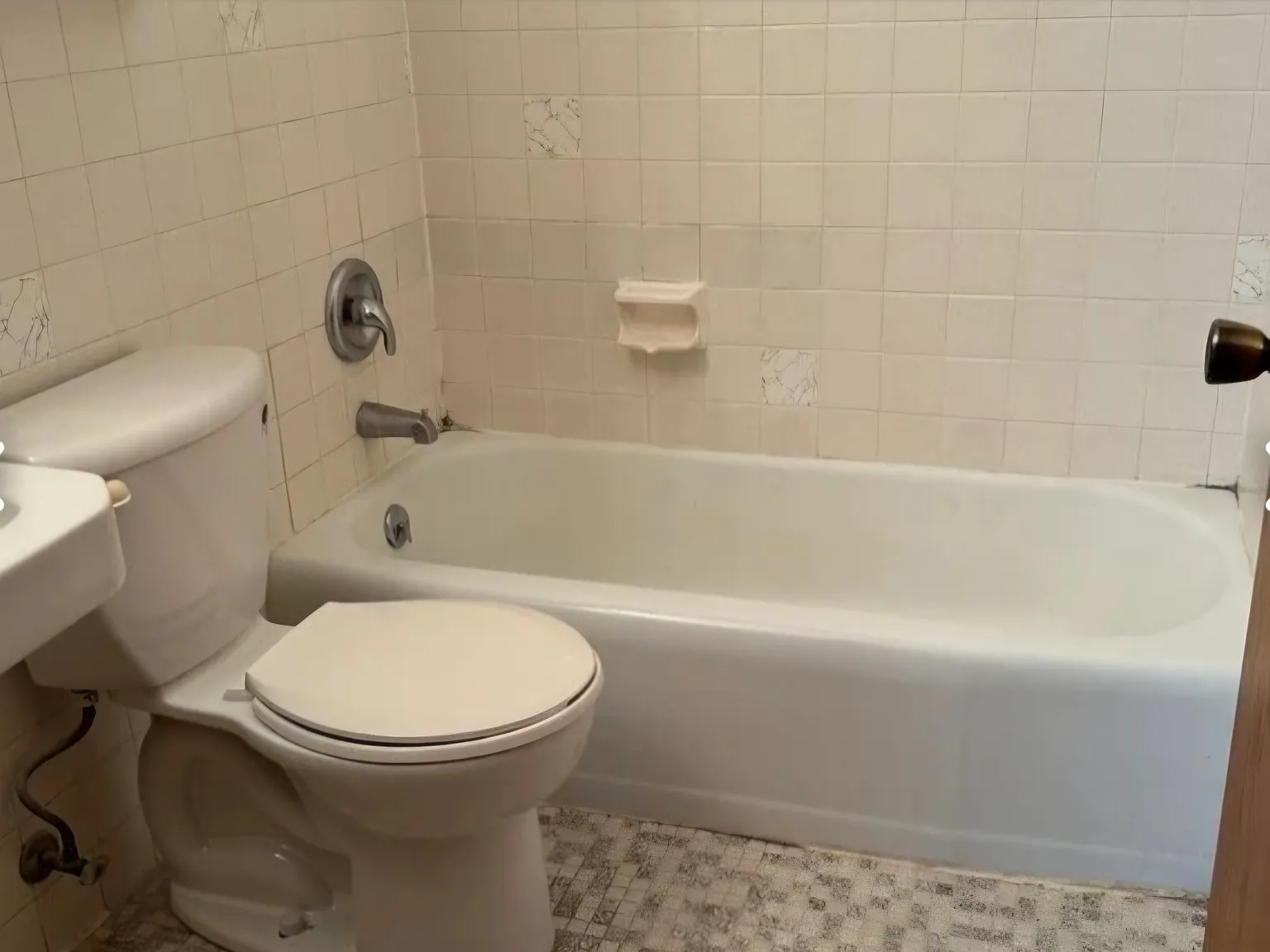 2 bed, 750 sqft, $980 — Photo 3