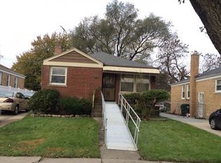 238 Rice Ave, Bellwood, IL 60104