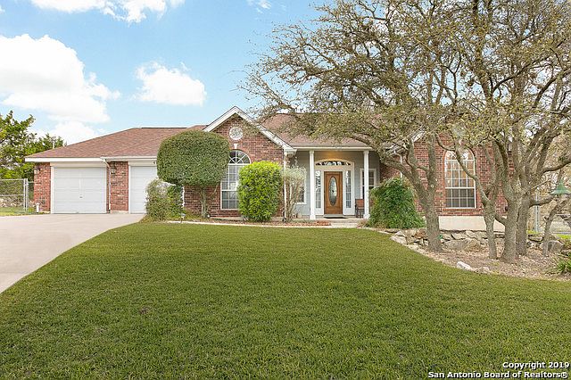 1st image of 419 Deer Cross Ln