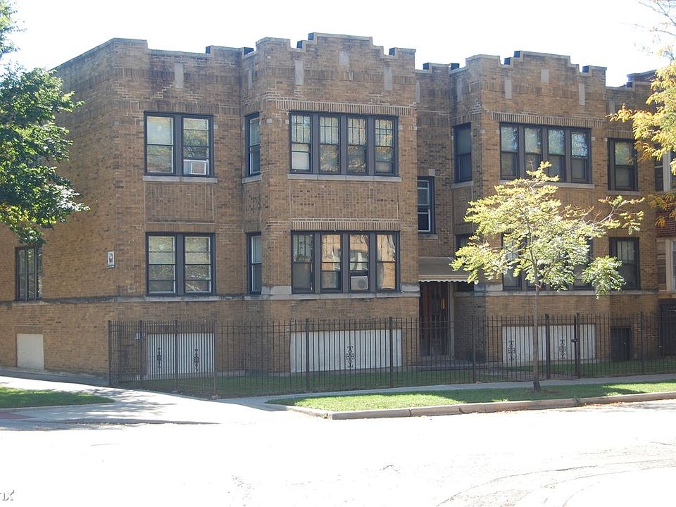 2501 Marquette
