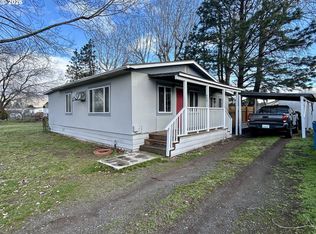 400 D St, Dallesport, WA 98617